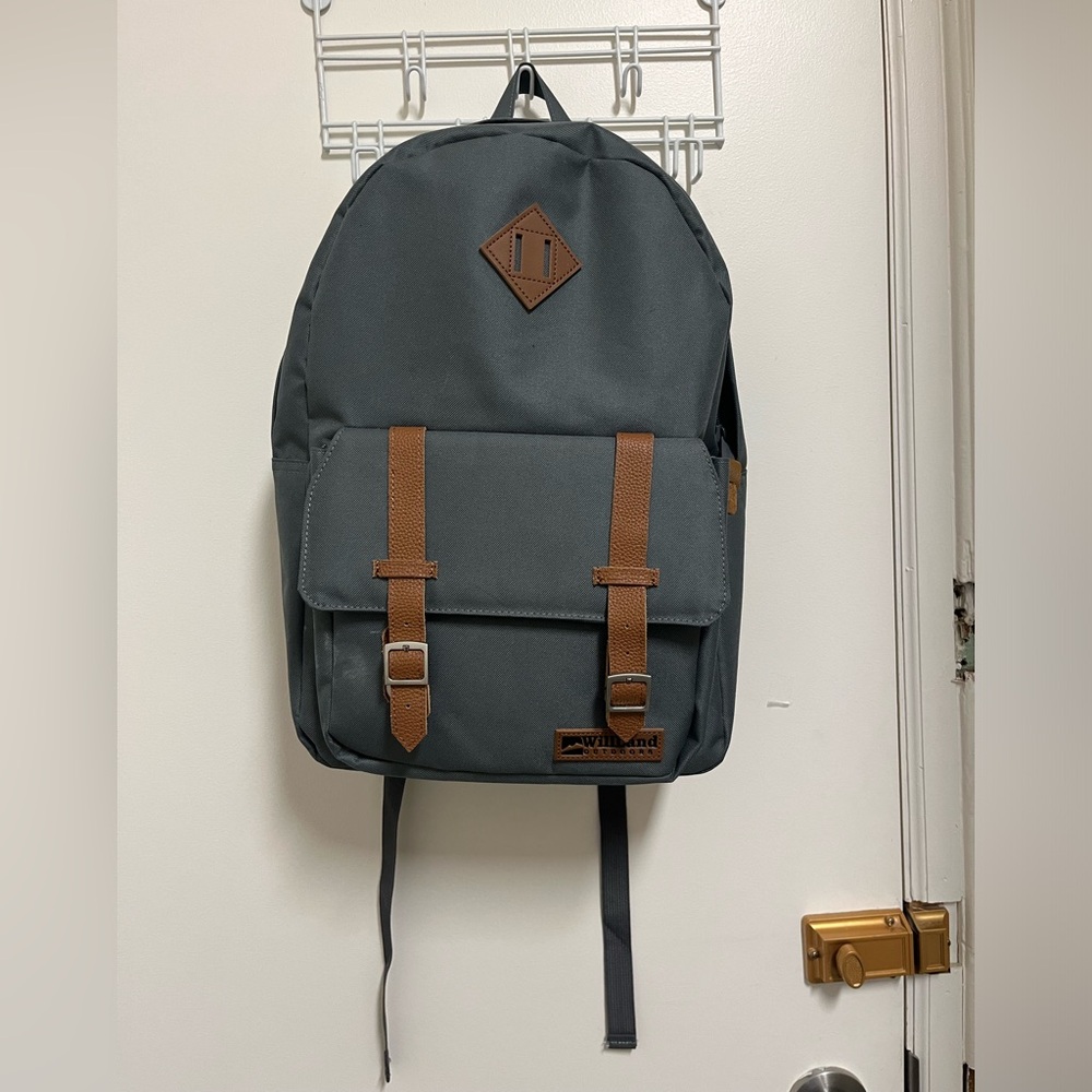 BRAND NEW BACKPACK with a laptop holder section. Brand: WillLand Outdoors